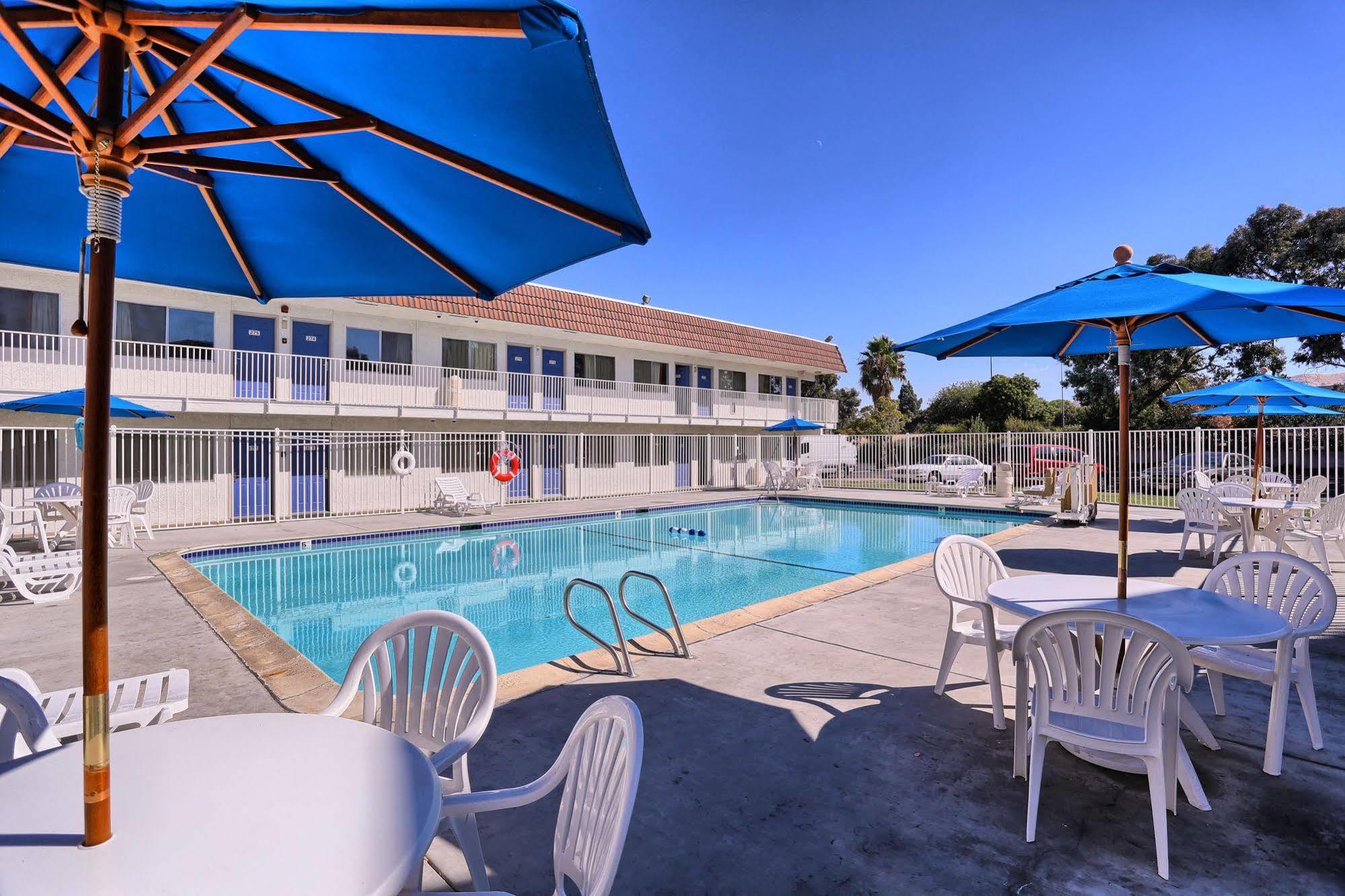 Motel 6-Pittsburg, Ca ภายนอก รูปภาพ