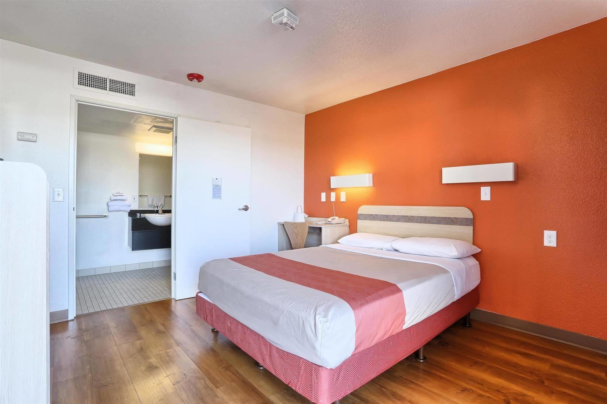 Motel 6-Pittsburg, Ca ภายนอก รูปภาพ